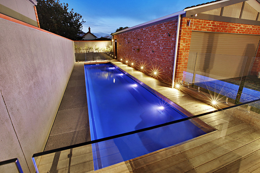 At 11m in length, the Hamilton is the ideal pool for exercise and the constant depth of 1.4m allows for tumble turns at each end.
